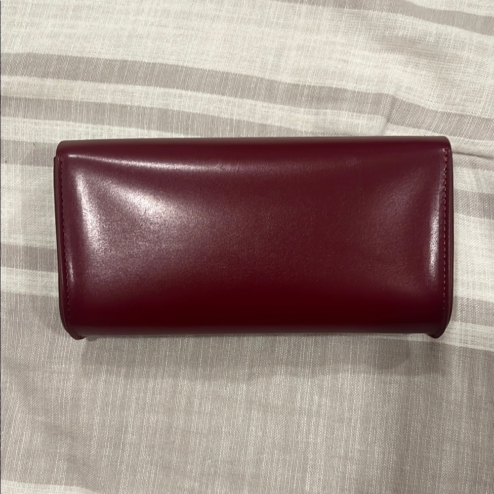 Gucci Red Case - Picture 3 of 7